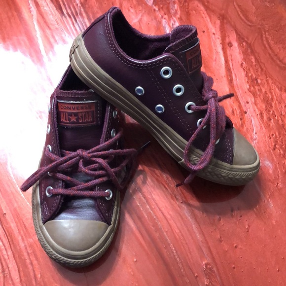 Coverse all star sneaker size 12 toddler purple color - Picture 2 of 6